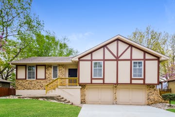 16105 E 27th Ter S Independence, MO 64055